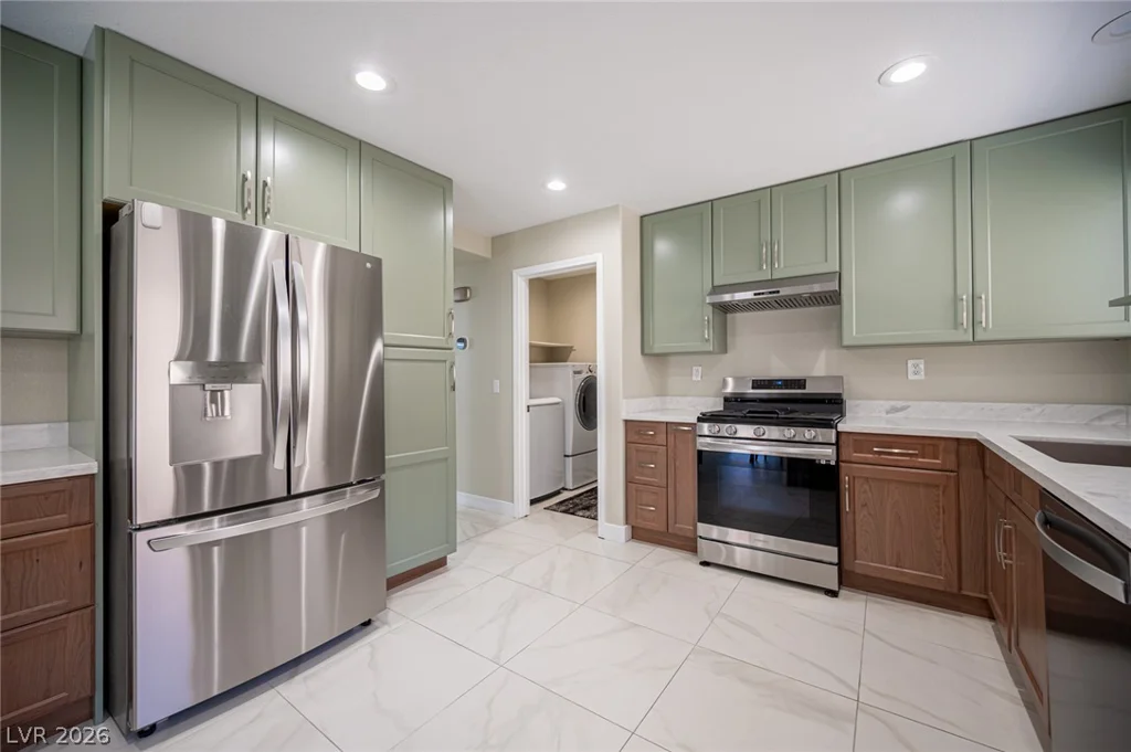 3725 Shanagolden, Las Vegas, NV 89129
