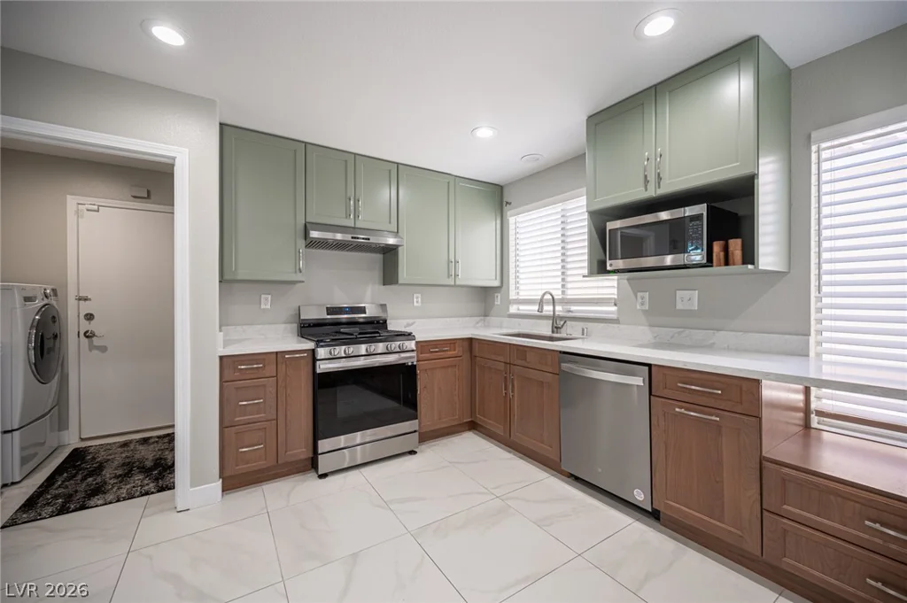 3725 Shanagolden, Las Vegas, NV 89129