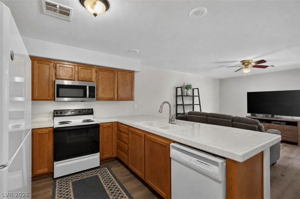 1710 Pershing, Pahrump, NV 89048
