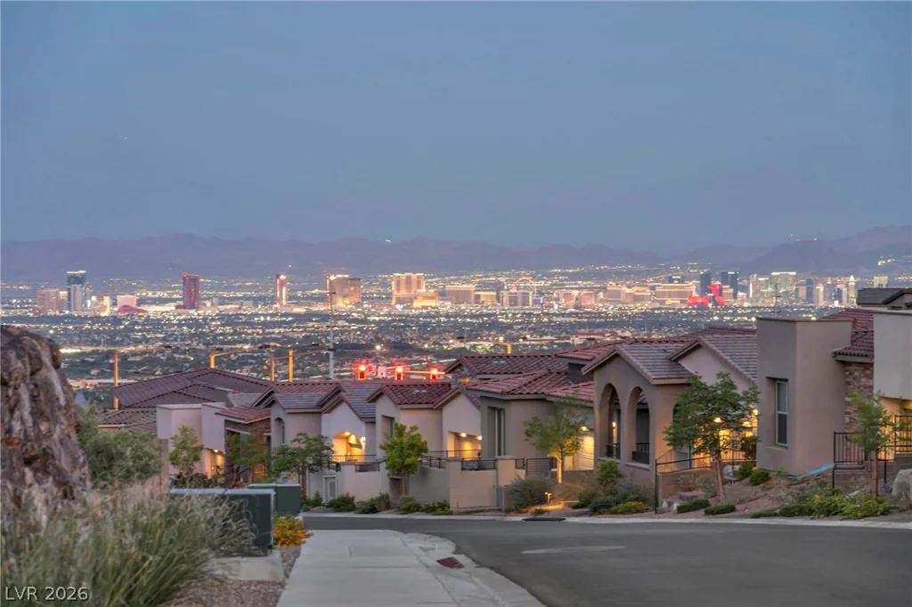 11617 Falcon Gorge, Las Vegas, NV 89138