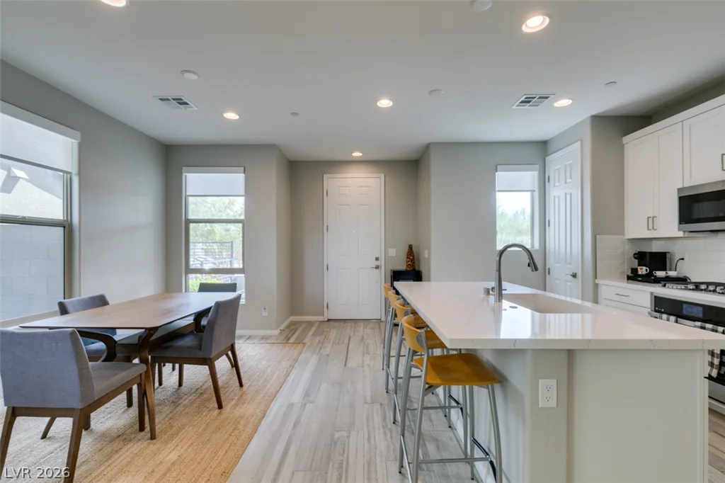 11755 Emerald Lake, Las Vegas, NV 89138