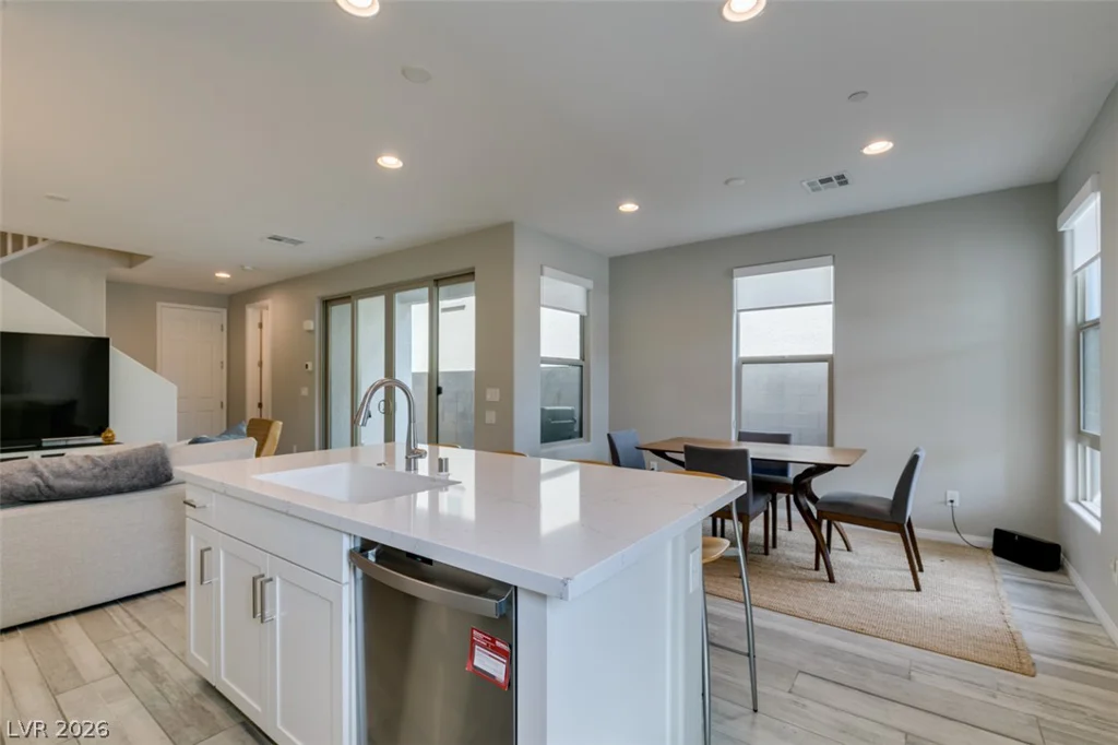 11755 Emerald Lake, Las Vegas, NV 89138