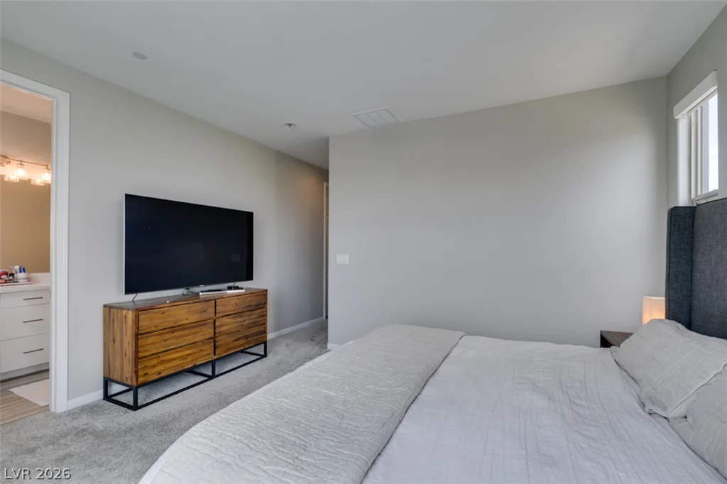 11755 Emerald Lake, Las Vegas, NV 89138
