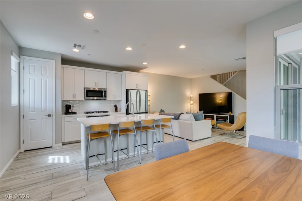 11755 Emerald Lake, Las Vegas, NV 89138