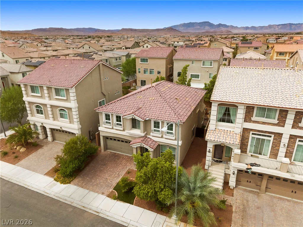 10179 Bishops Peak, Las Vegas, NV 89141