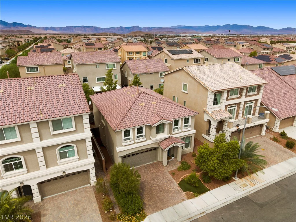 10179 Bishops Peak, Las Vegas, NV 89141