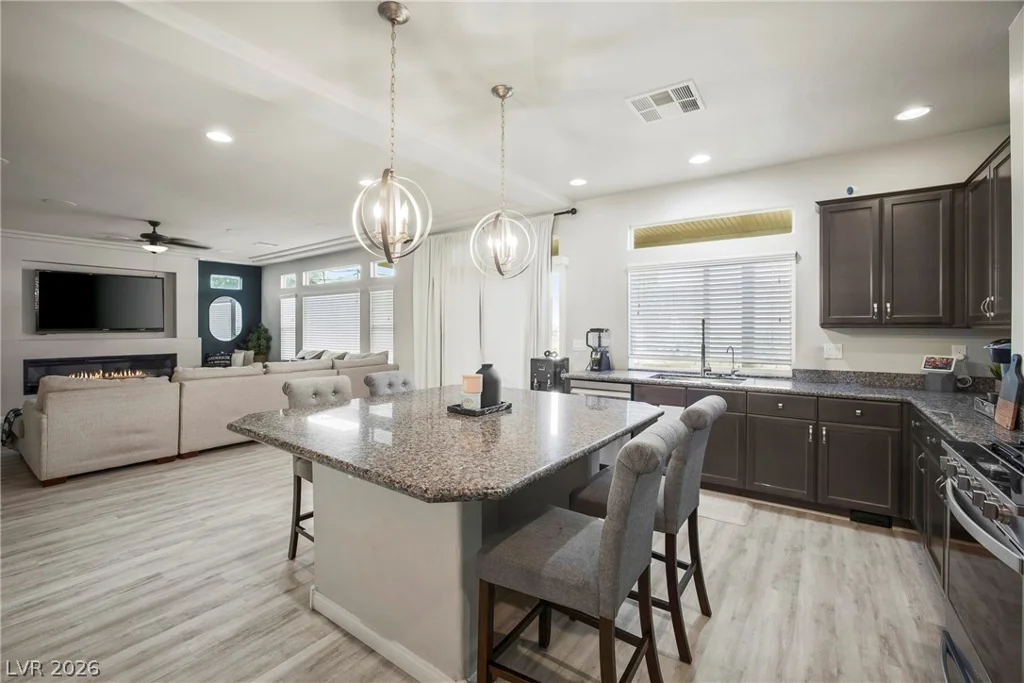 10179 Bishops Peak, Las Vegas, NV 89141