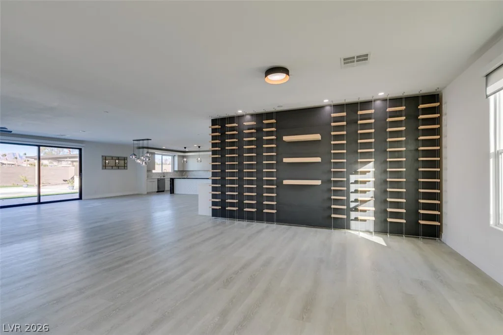 8741 Grand Pass, Las Vegas, NV 89113