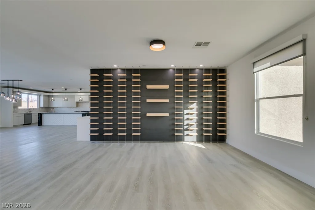 8741 Grand Pass, Las Vegas, NV 89113