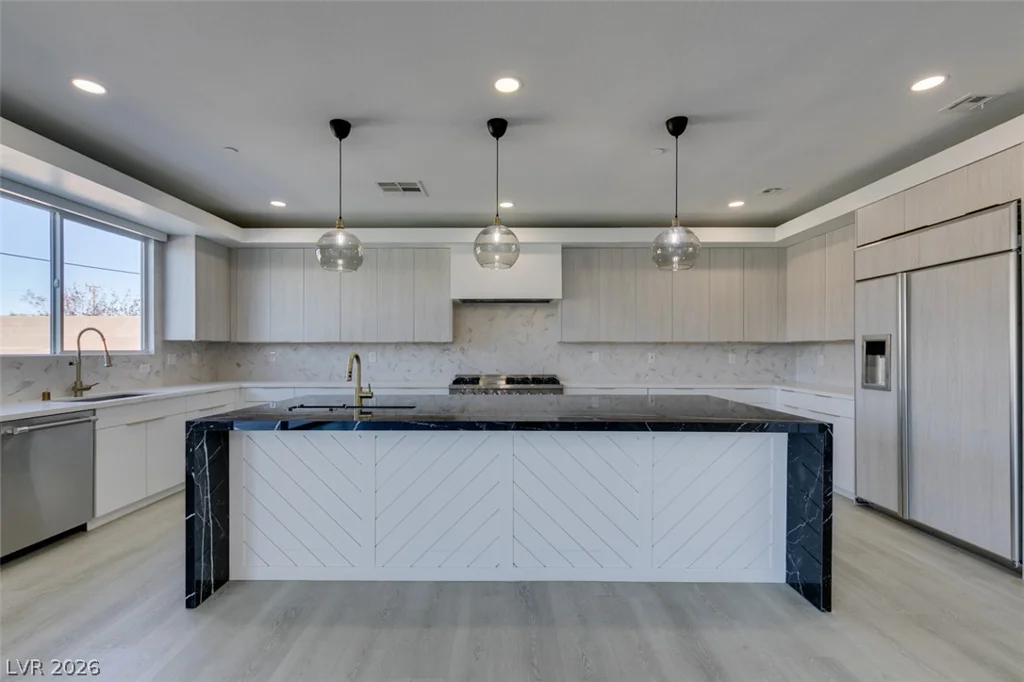 8741 Grand Pass, Las Vegas, NV 89113