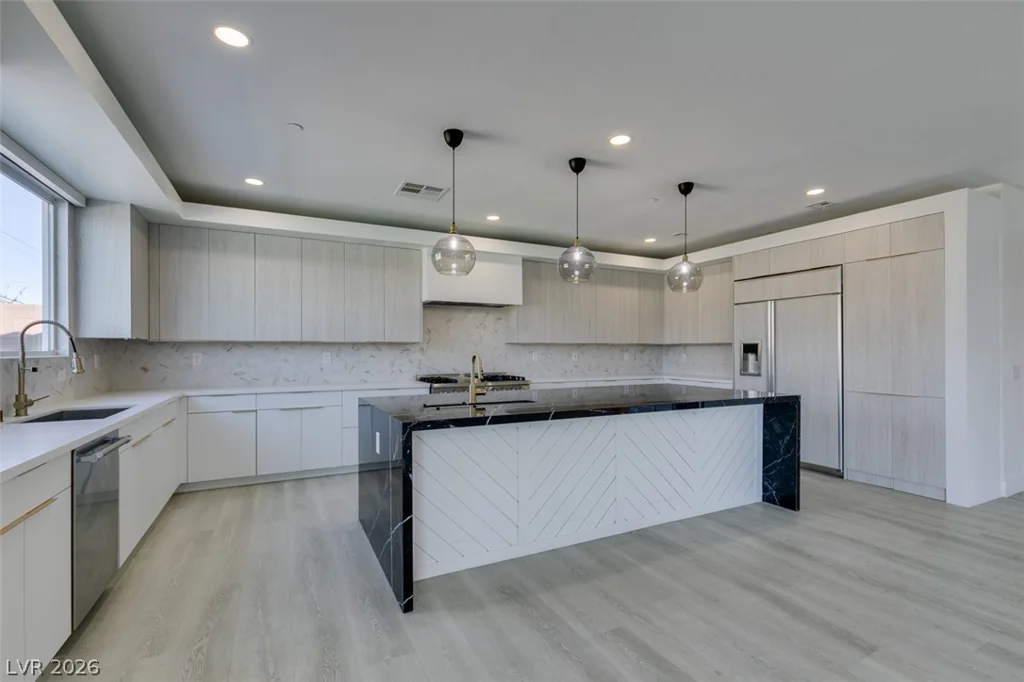 8741 Grand Pass, Las Vegas, NV 89113