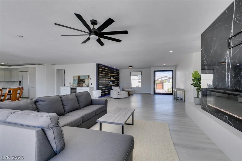 8741 Grand Pass, Las Vegas, NV 89113