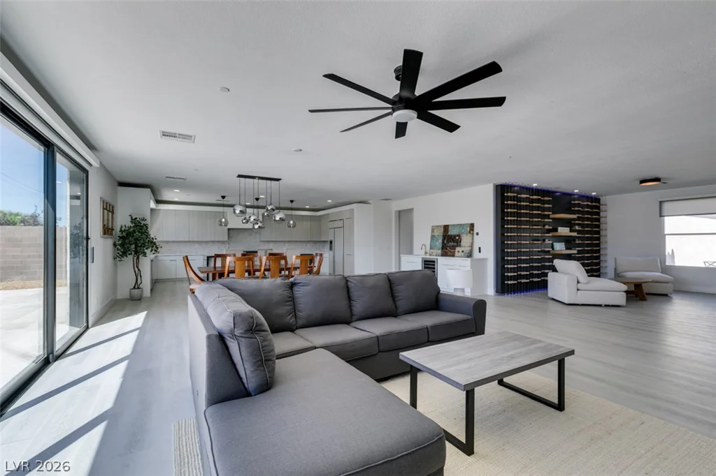8741 Grand Pass, Las Vegas, NV 89113
