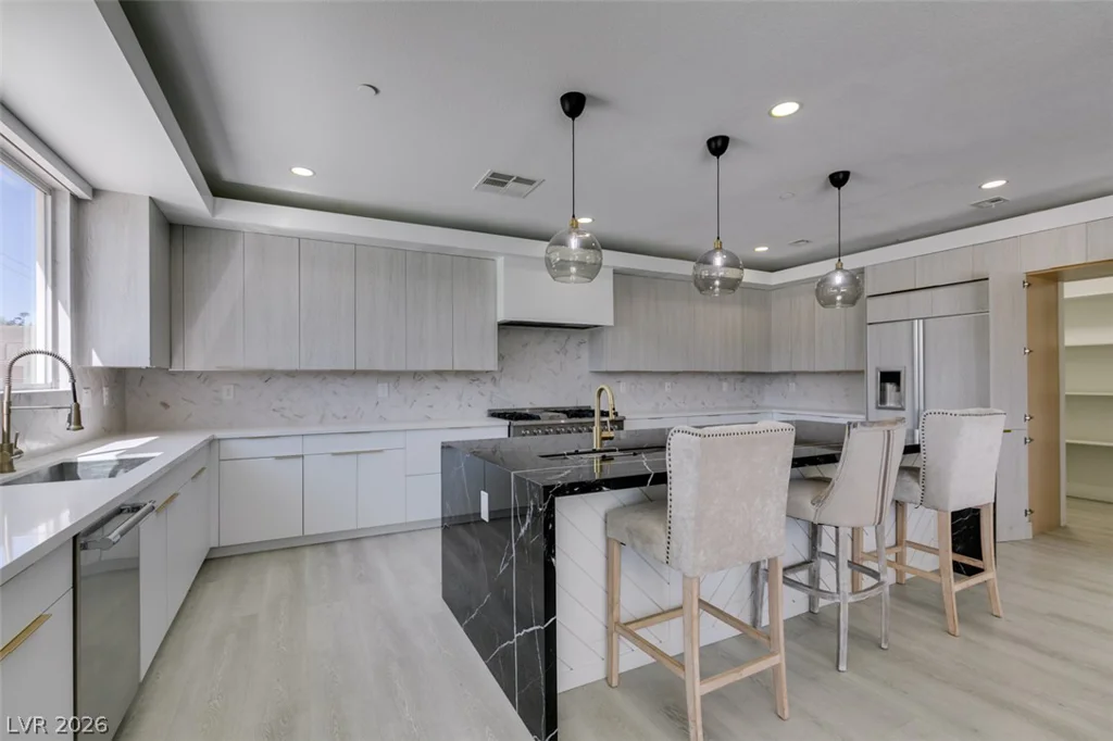 8741 Grand Pass, Las Vegas, NV 89113