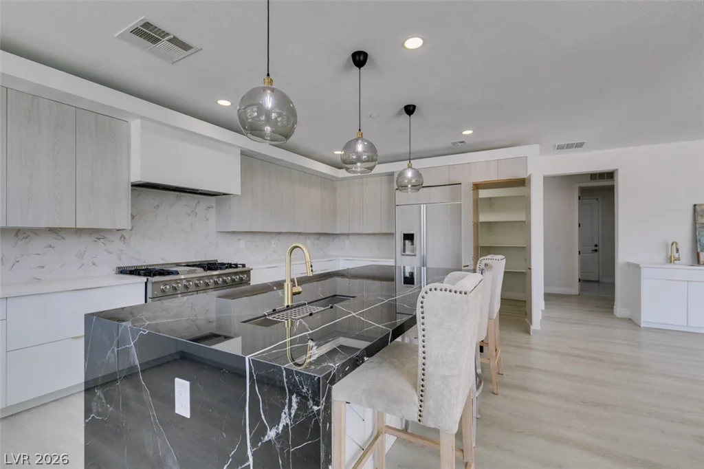 8741 Grand Pass, Las Vegas, NV 89113