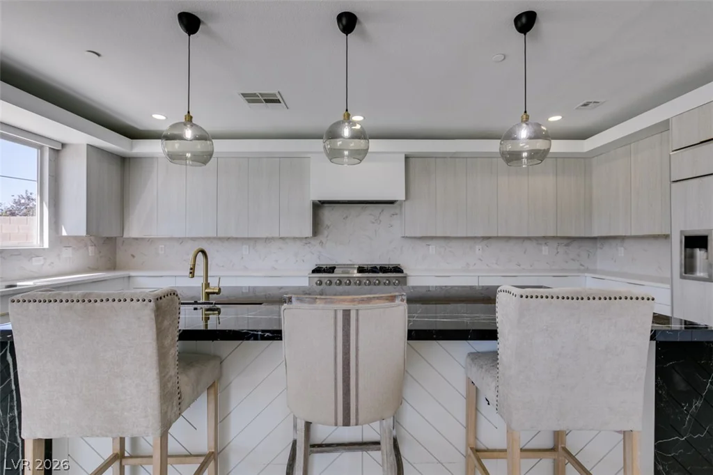 8741 Grand Pass, Las Vegas, NV 89113