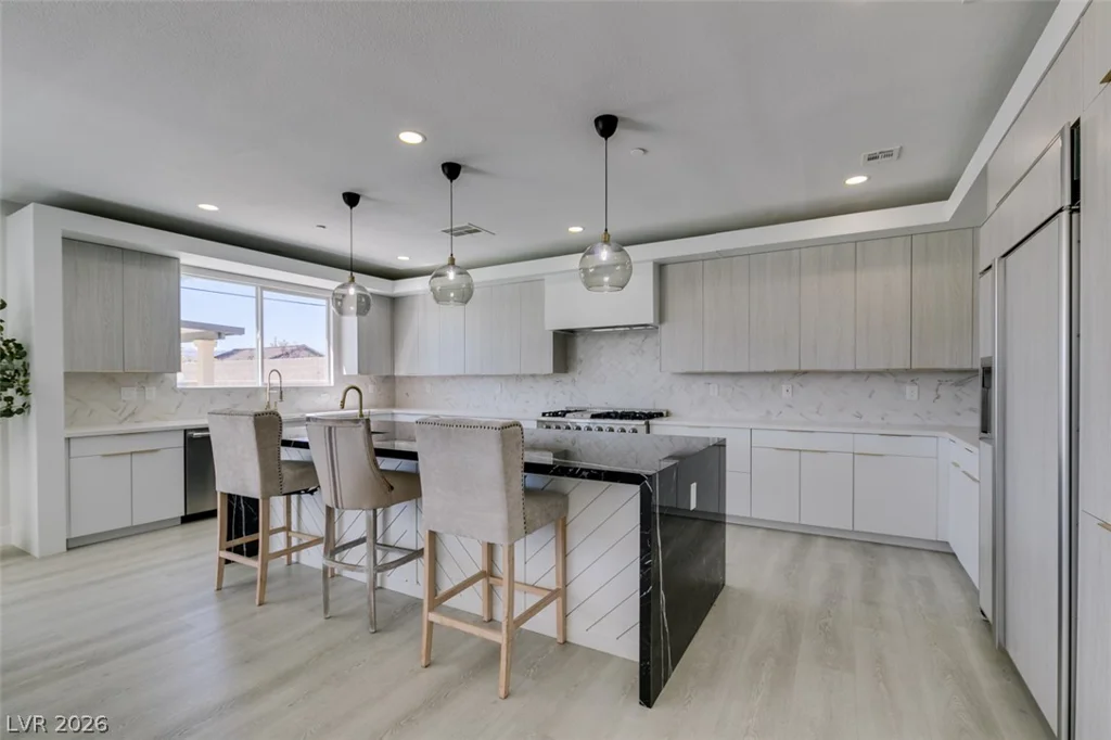 8741 Grand Pass, Las Vegas, NV 89113