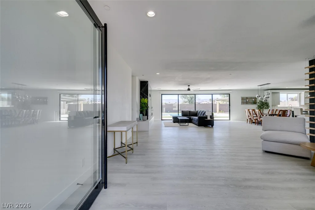 8741 Grand Pass, Las Vegas, NV 89113