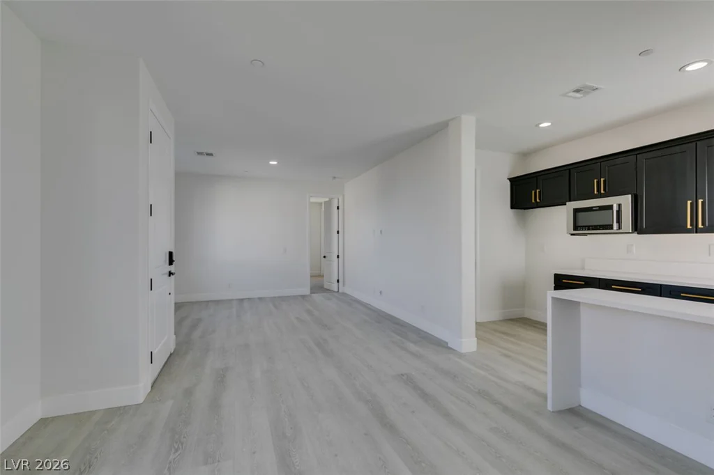 8741 Grand Pass, Las Vegas, NV 89113