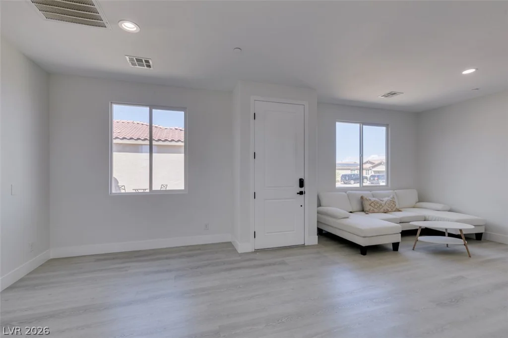 8741 Grand Pass, Las Vegas, NV 89113
