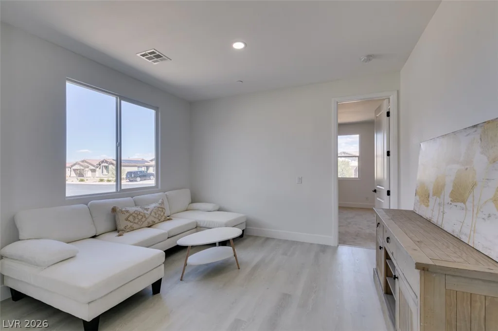 8741 Grand Pass, Las Vegas, NV 89113