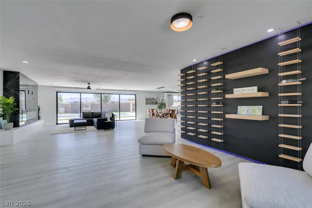 8741 Grand Pass, Las Vegas, NV 89113
