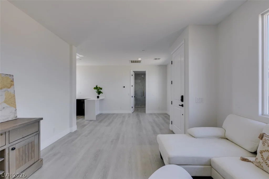 8741 Grand Pass, Las Vegas, NV 89113