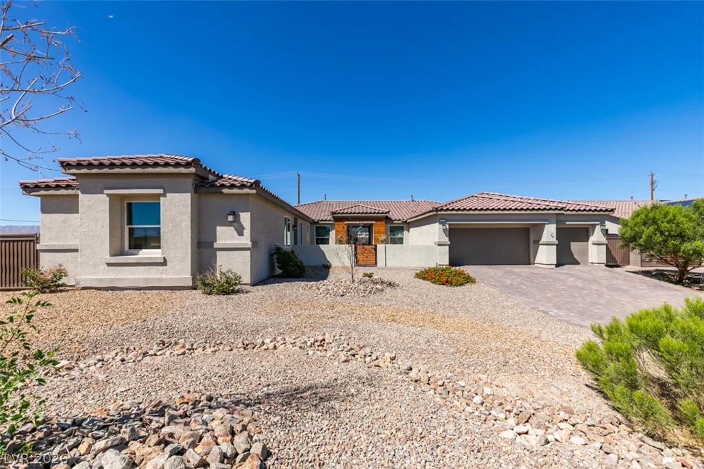 8741 Grand Pass, Las Vegas, NV 89113