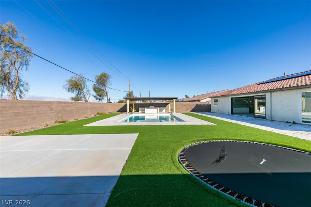 8741 Grand Pass, Las Vegas, NV 89113