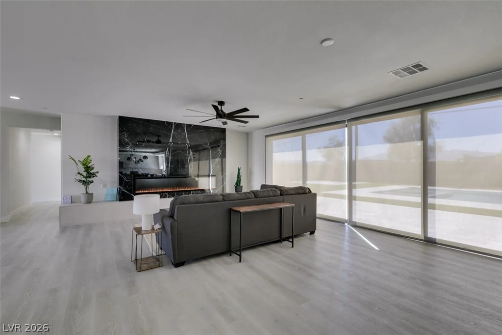 8741 Grand Pass, Las Vegas, NV 89113