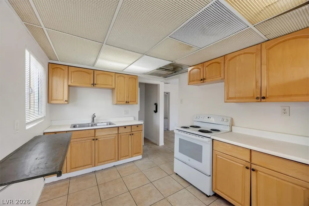 120 Victory, Henderson, NV 89015