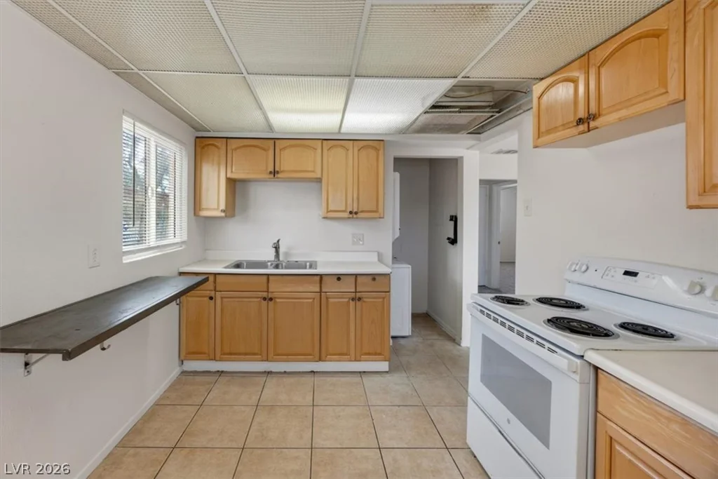120 Victory, Henderson, NV 89015
