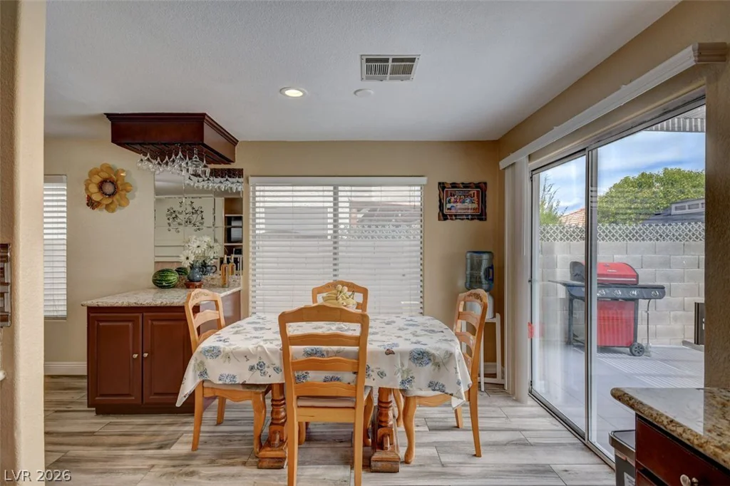 5700 Royal Castle, Las Vegas, NV 89130
