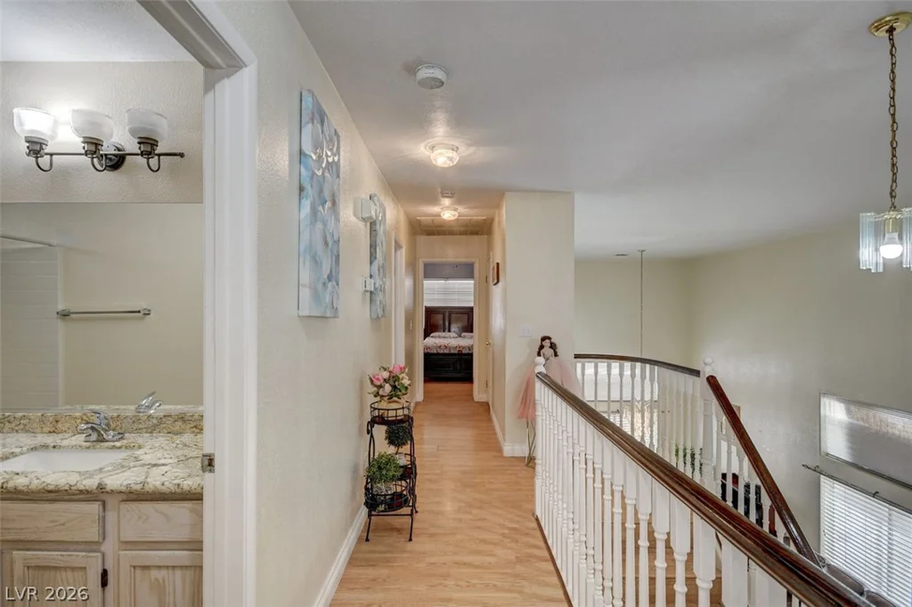 5700 Royal Castle, Las Vegas, NV 89130