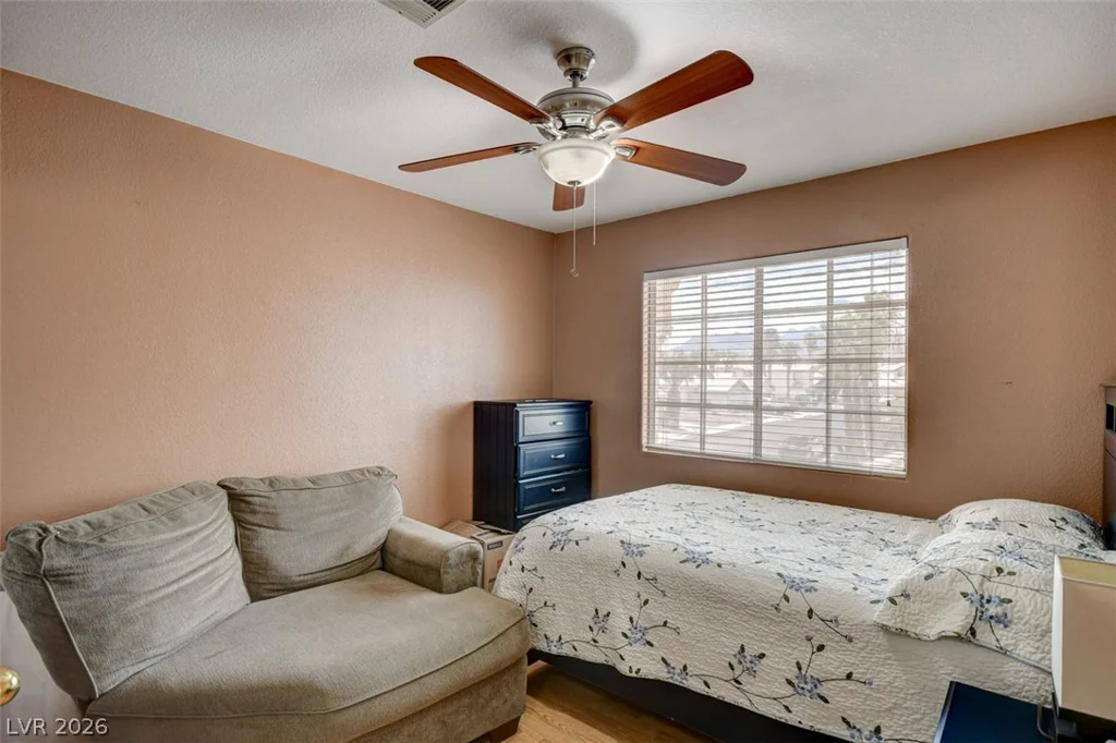 5700 Royal Castle, Las Vegas, NV 89130