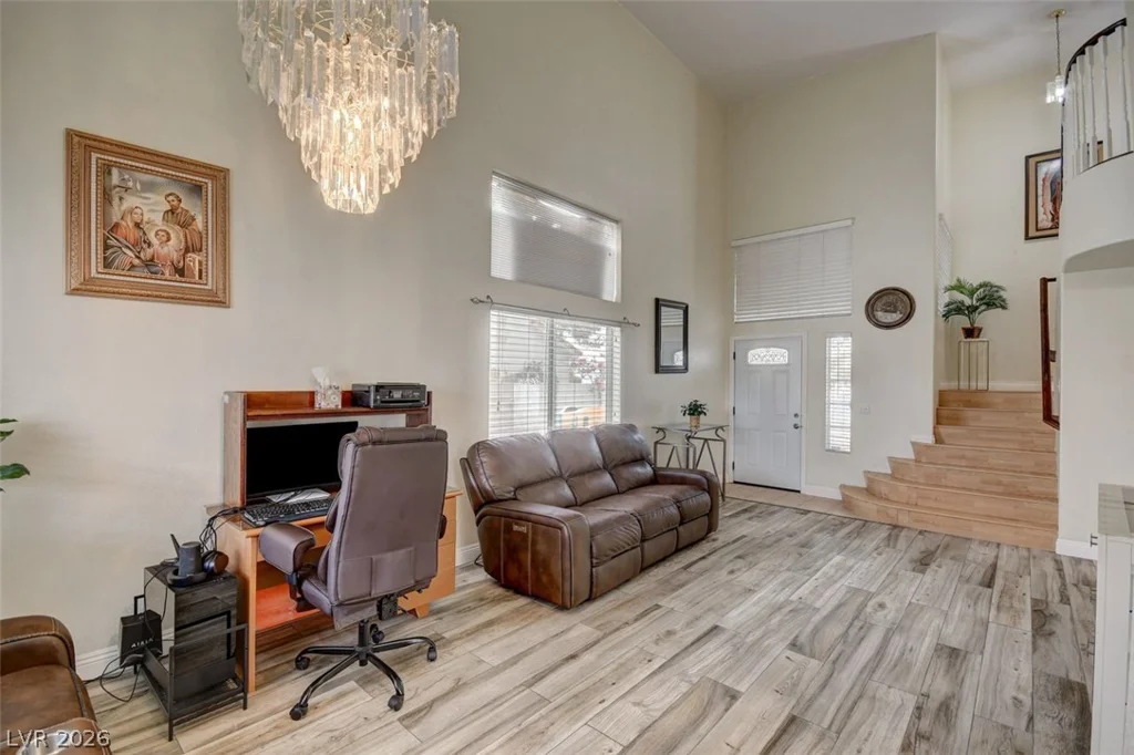 5700 Royal Castle, Las Vegas, NV 89130