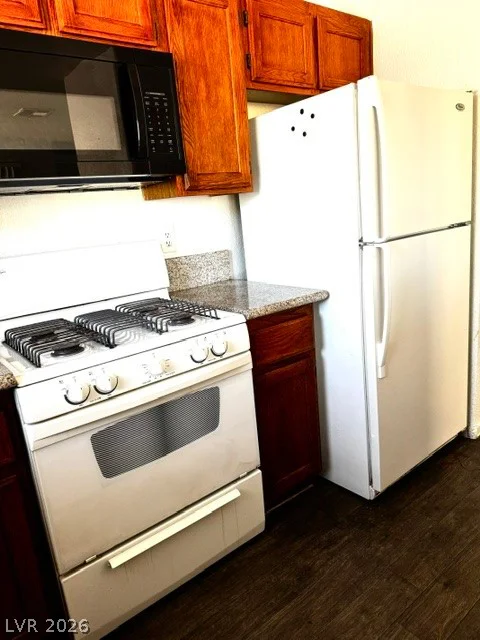 5032 Rainbow, Las Vegas, NV 89118