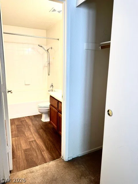 5032 Rainbow, Las Vegas, NV 89118