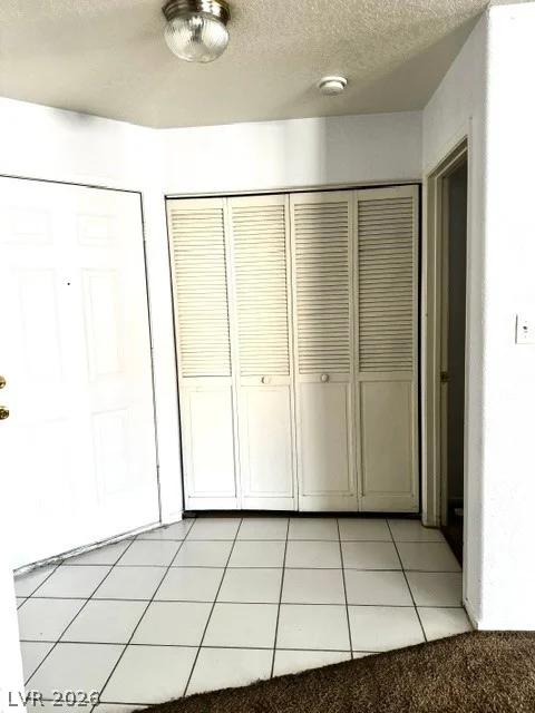 5032 Rainbow, Las Vegas, NV 89118