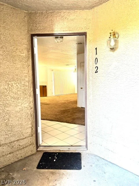 5032 Rainbow, Las Vegas, NV 89118