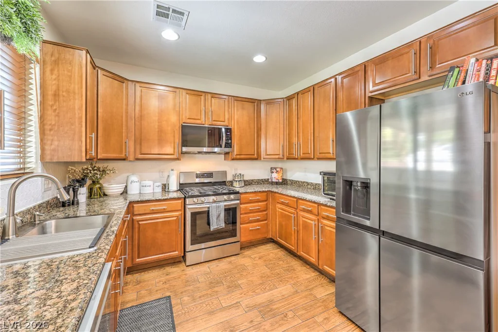 1908 Ashburn, North Las Vegas, NV 89032