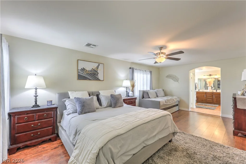 1908 Ashburn, North Las Vegas, NV 89032
