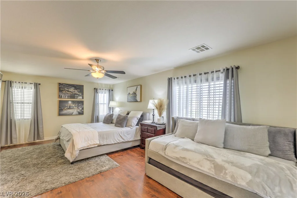 1908 Ashburn, North Las Vegas, NV 89032