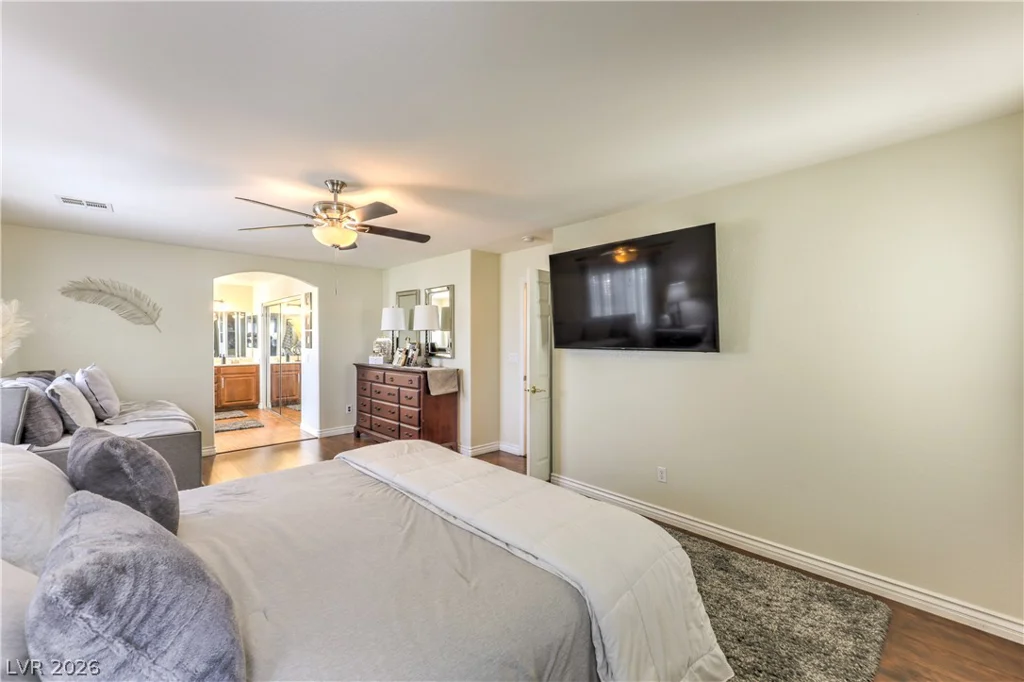 1908 Ashburn, North Las Vegas, NV 89032