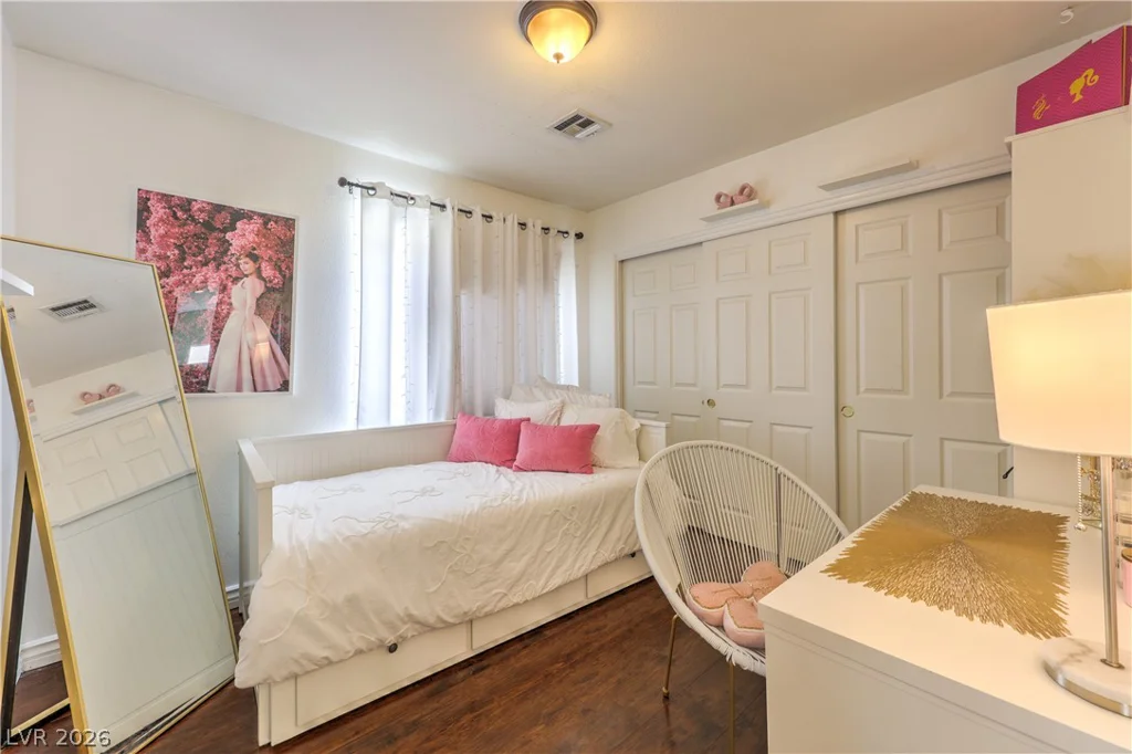 1908 Ashburn, North Las Vegas, NV 89032