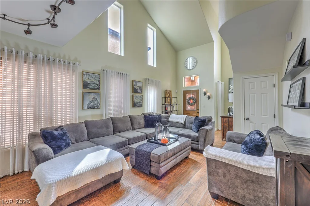 1908 Ashburn, North Las Vegas, NV 89032