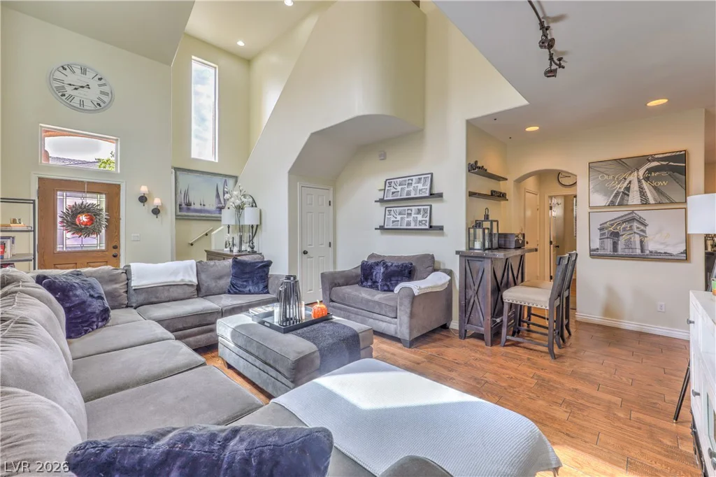 1908 Ashburn, North Las Vegas, NV 89032