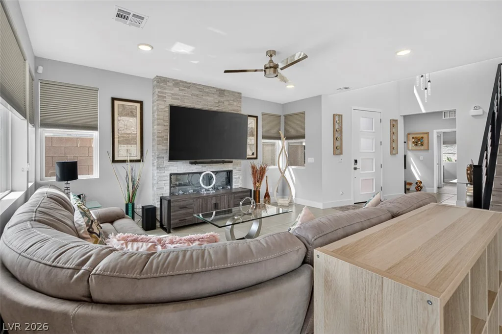 6342 Redstone Hills, Las Vegas, NV 89148