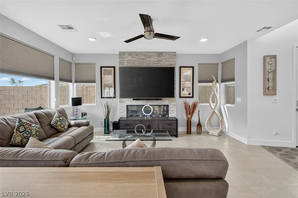 6342 Redstone Hills, Las Vegas, NV 89148