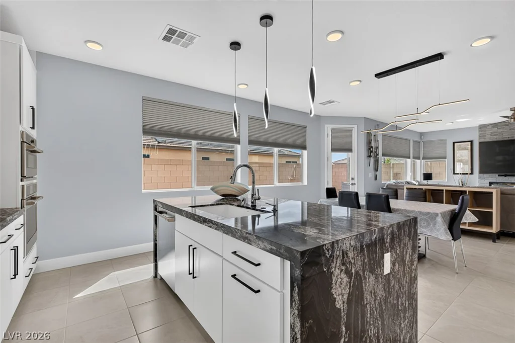 6342 Redstone Hills, Las Vegas, NV 89148